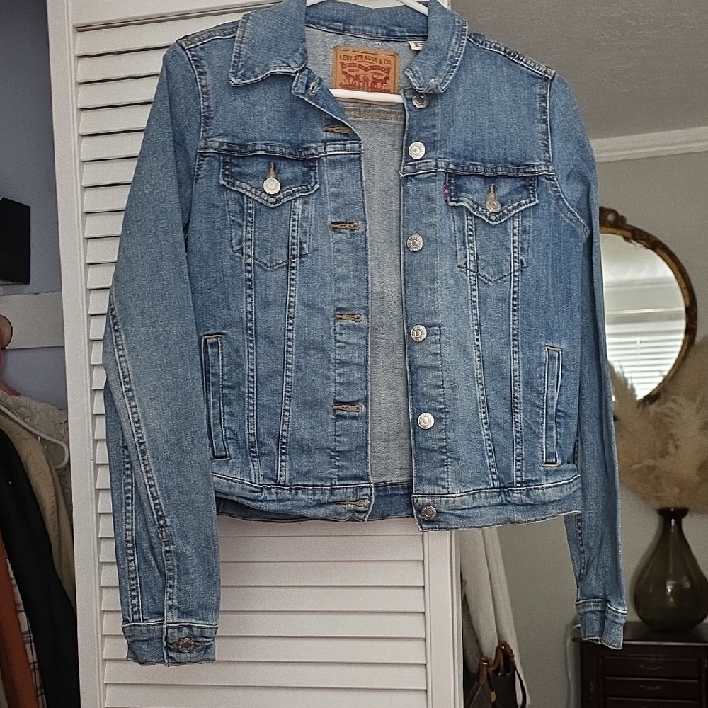 Levi's Light Blue Denim Trucker Jacket